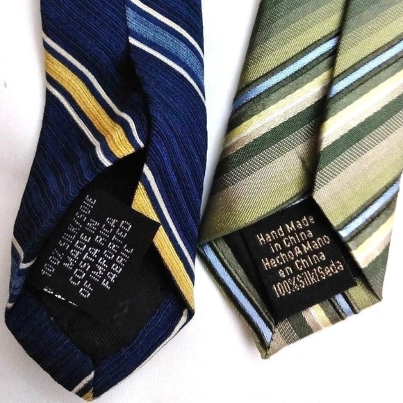 Van Heusen Mens Striped 100% Silk Tie - Lot of 2 - Picture 5 of 7
